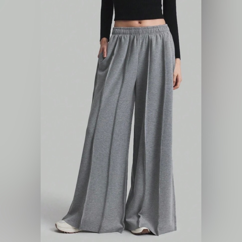 Ontre Gray Wide-Leg Women's Pants